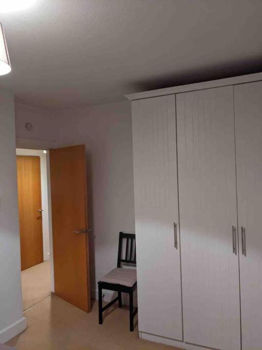 Beautiful 2 Bed Apt In Grand Canal Dublin Exterior photo